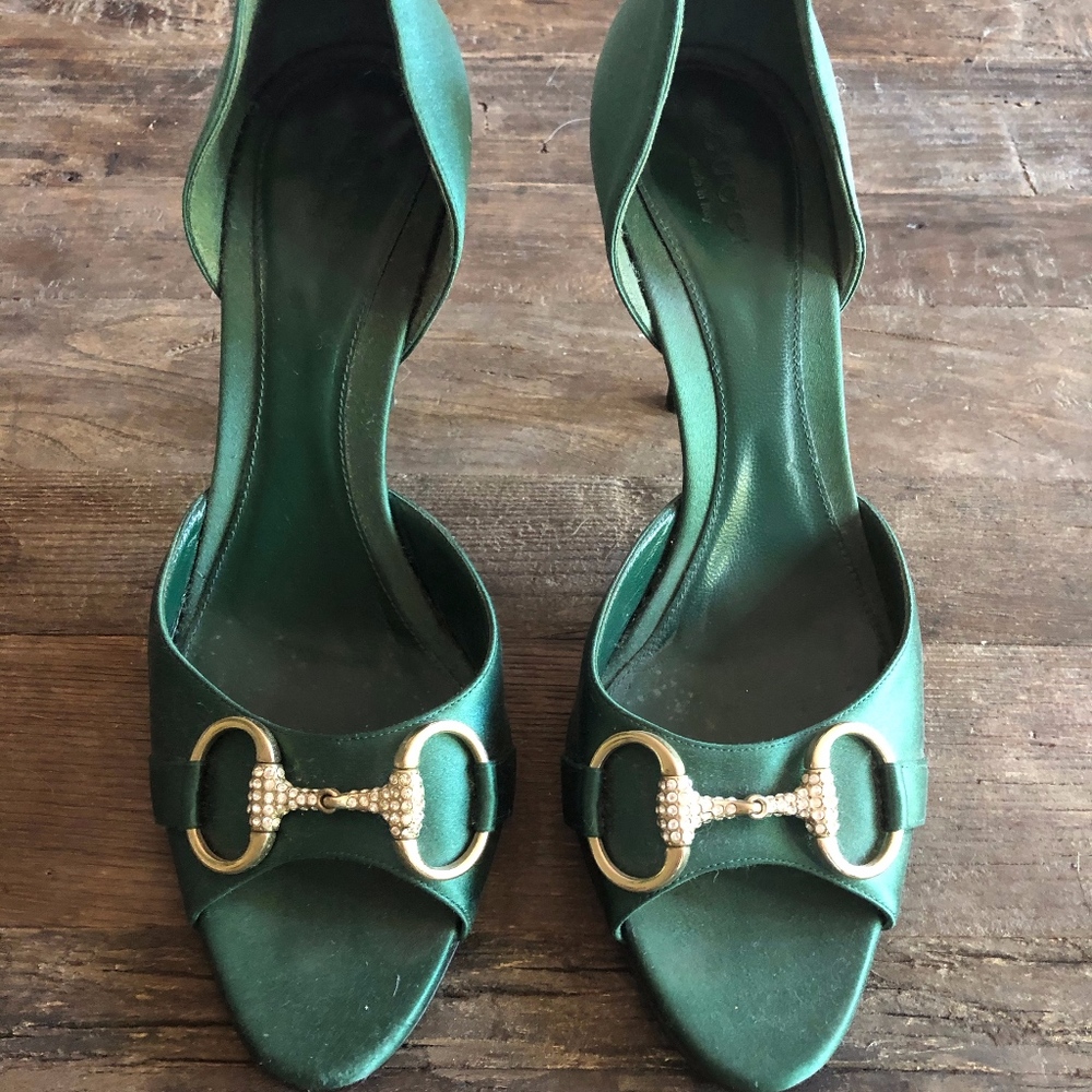 Gucci Emerald Satin Evening Pumps Size 7B
